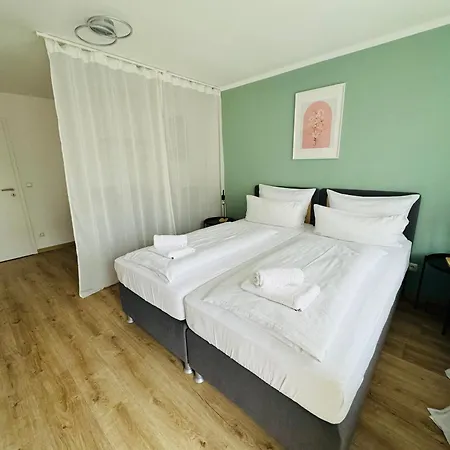 3br Close To Munich & Airport * Oberschleissheim